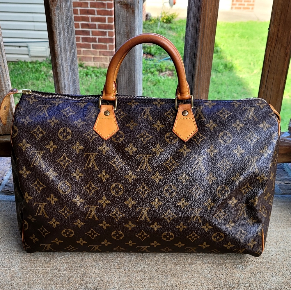SOLD Louis Vuitton Speedy 40